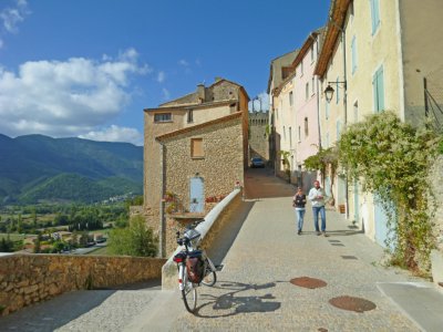 Fietsvakantie provence Montbrun-les-bains